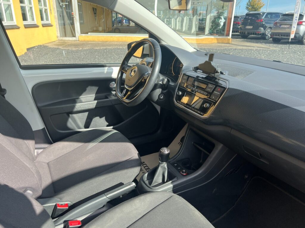 11e9fa33-3b09-4242-88c7-44a135ec5d95