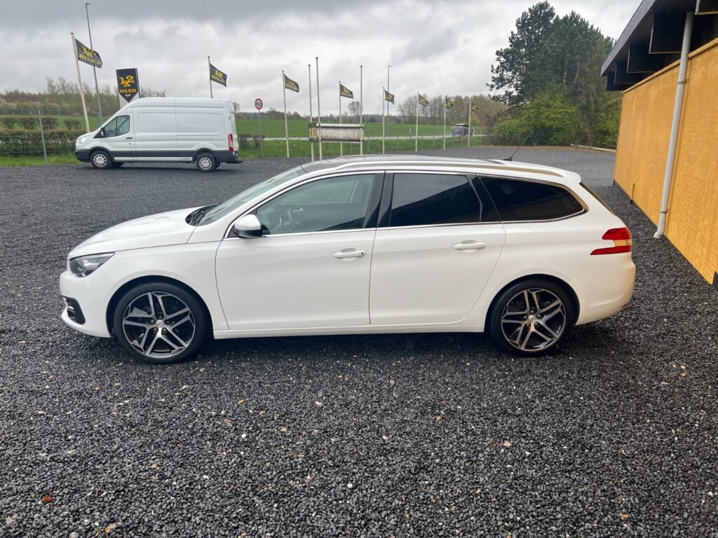 3a023075-8d4a-48f6-bb4d-8f0be9418b07