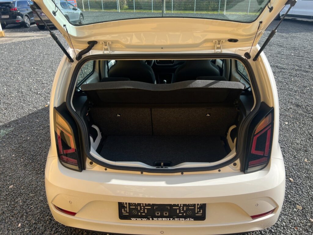 94041493-b0f4-4e16-8bbd-95782cc2a179