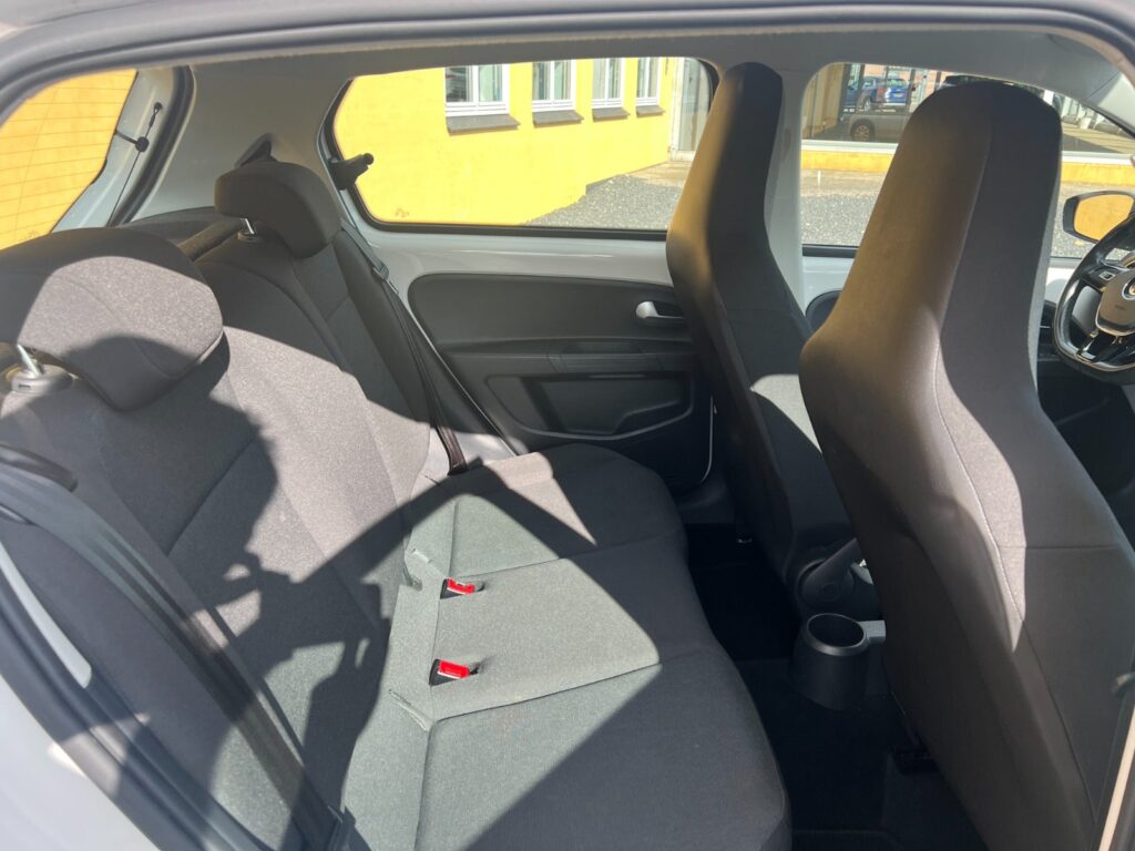 b44e8ee4-deda-4b3d-ac34-293ef4340c5d