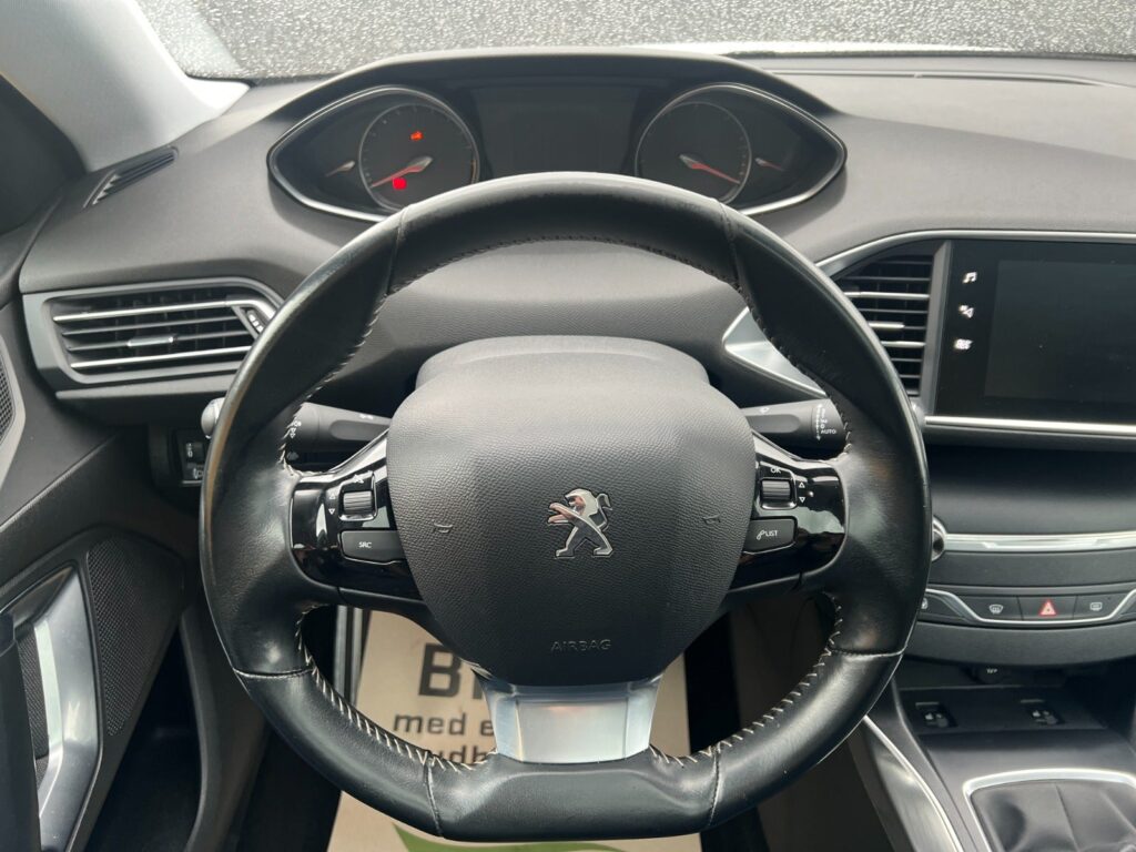 dc2e1727-c04a-4906-a548-d3ad53f58659